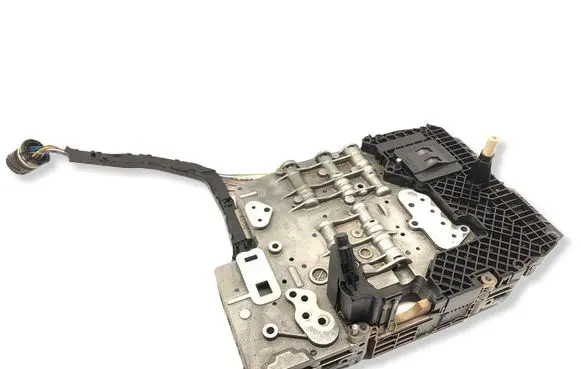 Audi A6 S6 C6 4F Transmission gearbox valve body 1068427181 155489