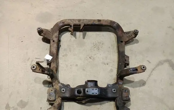 Opel Astra H Front subframe 