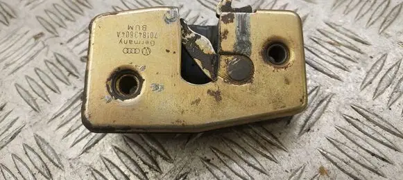 Volkswagen Transporter - Caravelle T4 Sliding door lock 701843604A