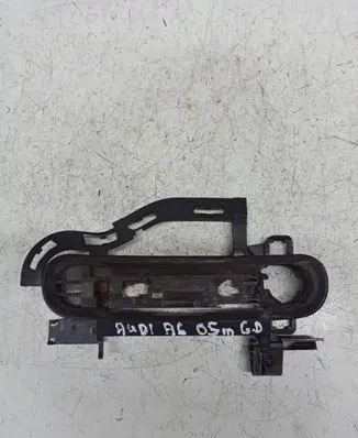 Audi A6 S6 C6 4F Front door exterior handle/bracket 