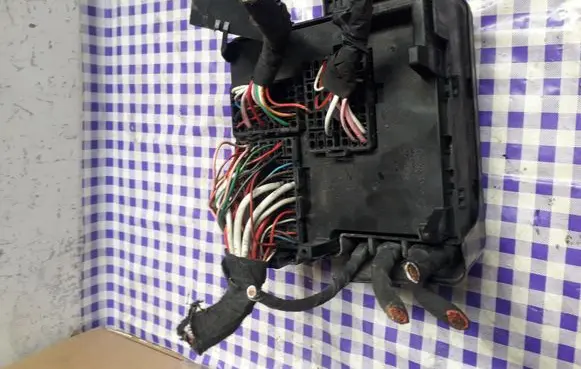 KIA Ceed Fuse box set PPT30