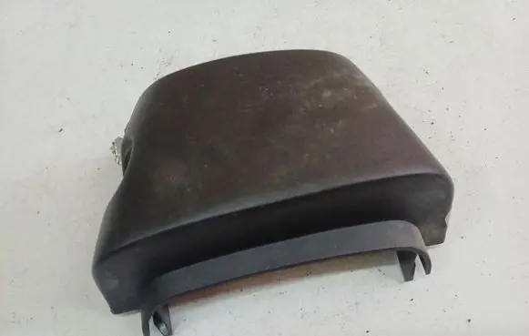 Opel Zafira A Steering wheel column trim 90581325