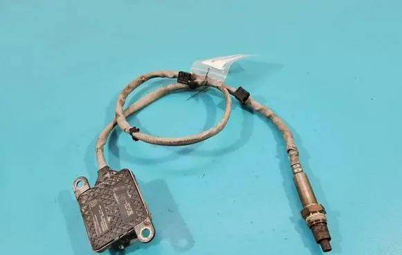 Renault Trafic III (X82) Lambda probe sensor NS11A21A26A IMPRK1370787