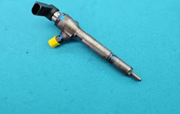 Renault Megane II Fuel injector H8200294788 IMPRK1365609