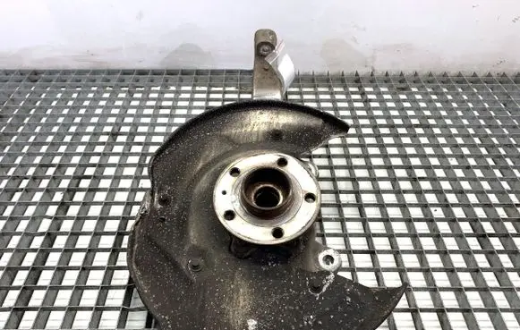 Volvo XC60 Front wheel hub spindle knuckle 