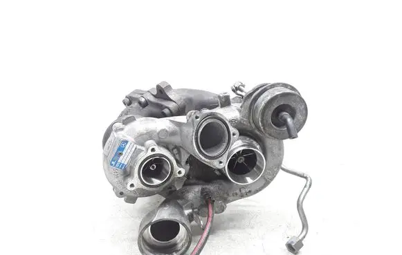 Mercedes-Benz E W212 Turbo A6510905780 A6510902880