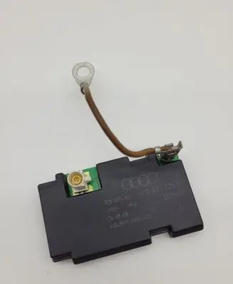 Audi A8 S8 D3 4E Aerial antenna amplifier 4E0035225BM
