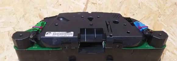 Audi A6 S6 C5 4B Speedometer (instrument cluster) 4b0919860lx
