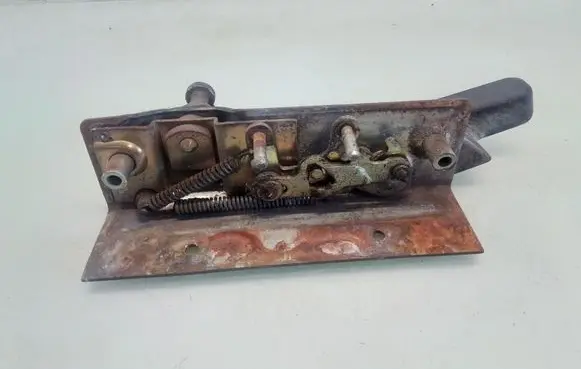 Volkswagen II LT Rear door lock