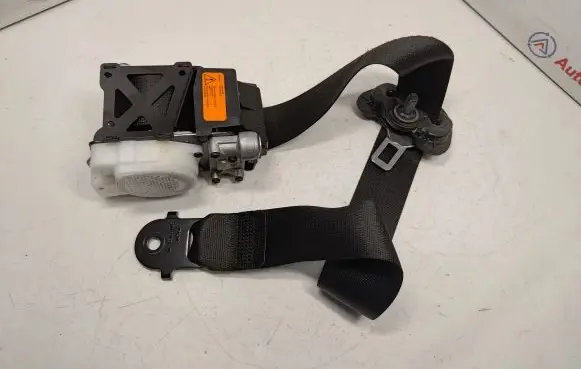 BMW X5 E70 Front seatbelt 7171967 72117171967