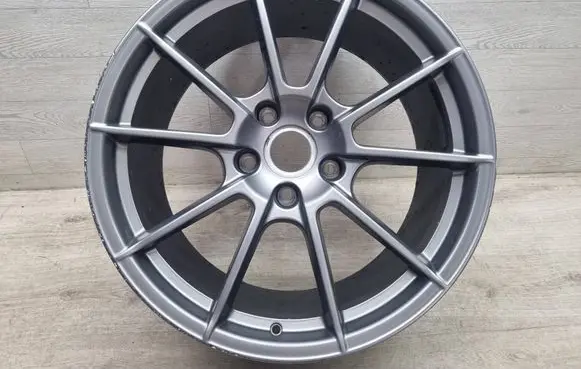 Porsche 718 Cayman 982 982c R20 alloy rim 982601025AA
