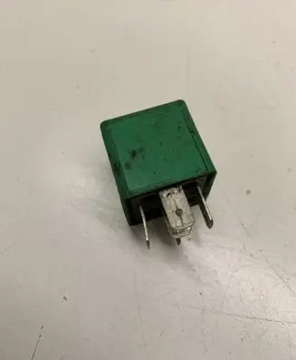 Ford Escort Other relay 83BG13A025CA V23134E8X39