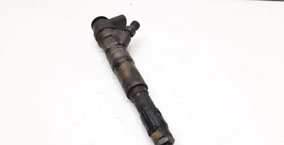 BMW 5 E60 E61 Fuel injector 7794652 0445110212