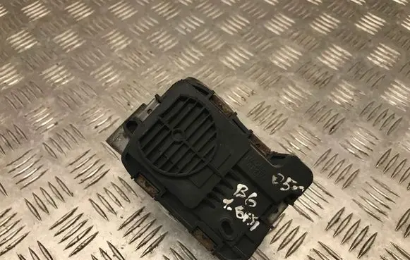 Volkswagen PASSAT B6 Throttle valve 03C133062A