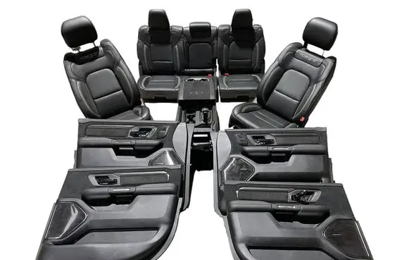 Dodge RAM Interior set 156183322