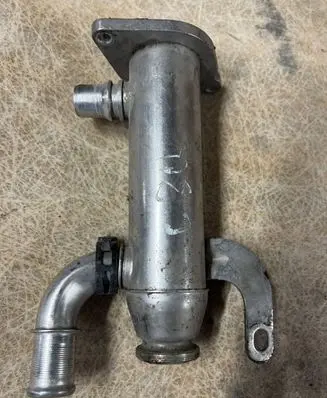 Volvo C30 EGR valve cooler 993062H 8653691