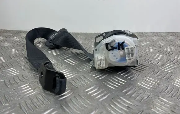 Jeep Grand Cherokee Rear seatbelt