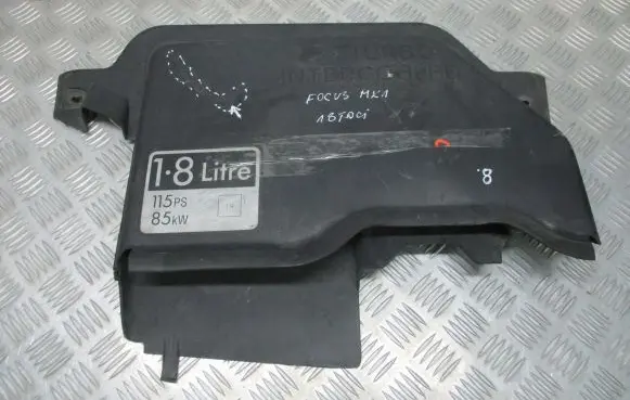 Ford Focus Engine cover (trim)