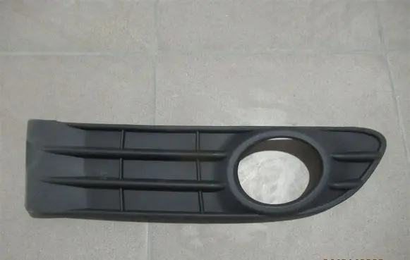 Volvo S40 Front fog light trim/grill 