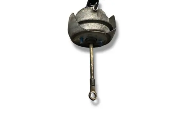 Ford Kuga I Turbo system vacuum part UFDA