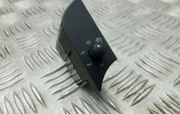 Audi A4 S4 B6 8E 8H Headlight level height control switch 8E2919094