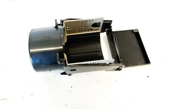 Nissan X-Trail T30 Cup holder 
