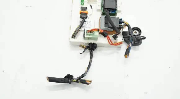 Volvo S90, V90 Comfort/convenience module 32217666AAACR 32217666AA