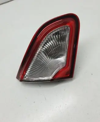 Nissan Qashqai Tailgate rear/tail lights 89503189 B26555BR01A