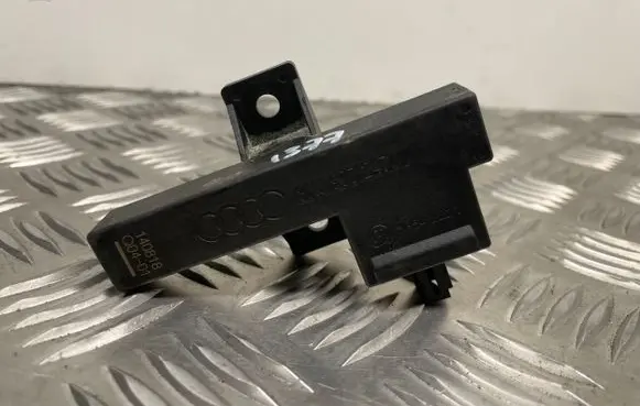 Audi A7 S7 4G Keyless (KESSY) go control unit/module 8K0907247