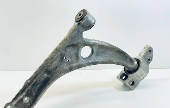 Volkswagen PASSAT B6 Front lower control arm/wishbone 3C0407153B 3C0199231D 1K0407182