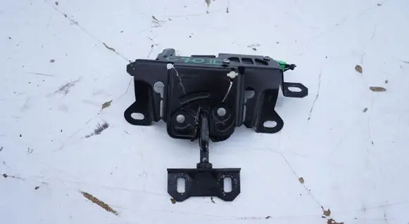 Volvo C70 Tailgate/trunk/boot lock/catch/latch