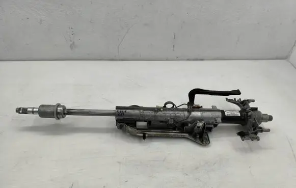 BMW 1 E81 E87 Steering wheel axle 6783606