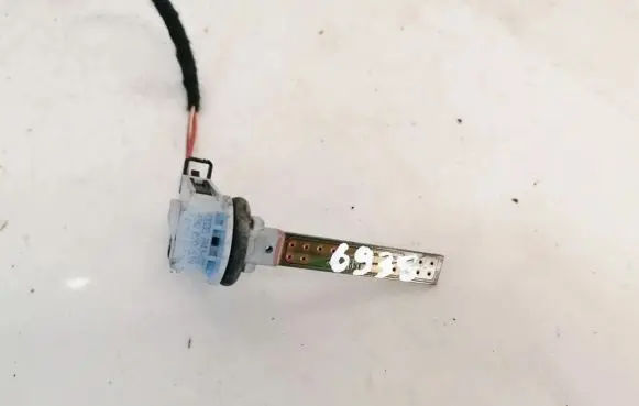 Audi A6 S6 C5 4B Interior temperature sensor 4b0820539 1405032146