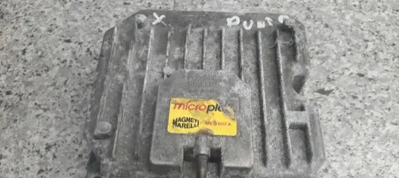 Fiat Punto (199) Engine control unit/module ECU med607a