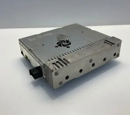 Mercedes-Benz E W211 Sound amplifier A2118706789 68290282 80189019