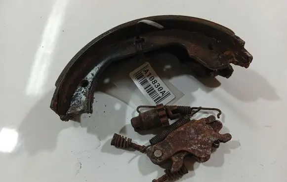 BMW 7 E65 E66 Handbrake/parking brake pads 1610177546