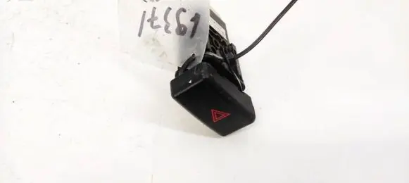 Mazda 3 I Hazard light switch BP4K664H0 03750330