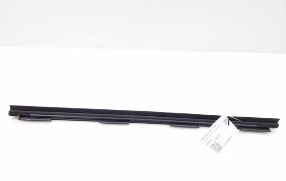 Toyota Verso Rear door card trim 681730F020