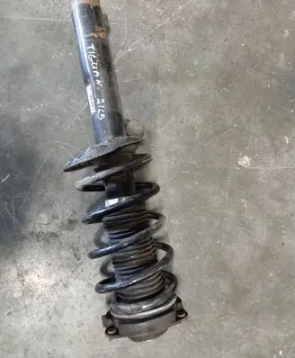 Volkswagen PASSAT B6 Front shock absorber/damper 3C0413031AT