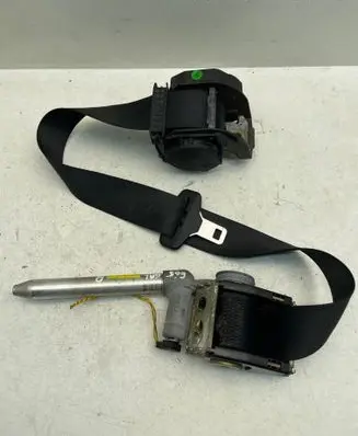 BMW 7 E65 E66 Rear seatbelt 00063774B