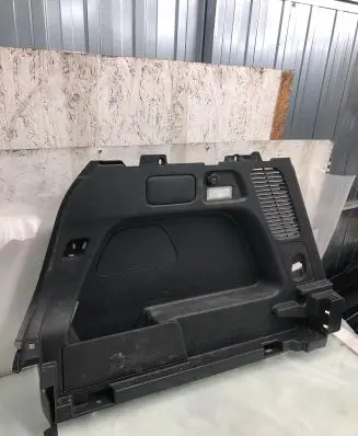 Opel Grandland X Trunk/boot side trim panel Yp00025177