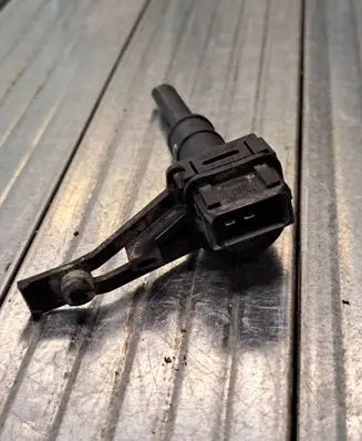 Audi A6 S6 C5 4B Speed sensor (speedometer sensor) 012409191D