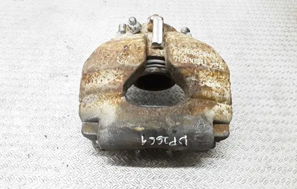 Volkswagen Touareg I Front brake caliper