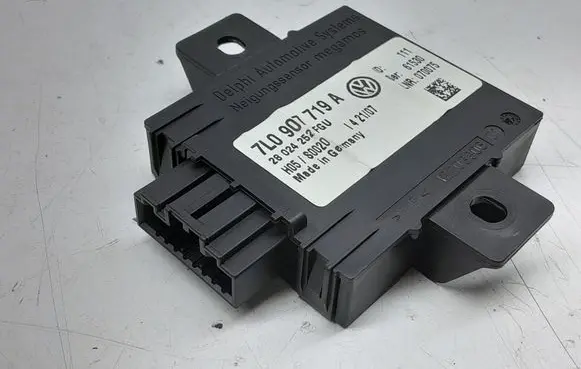Volkswagen Phaeton Alarm control unit/module 7L0907719A