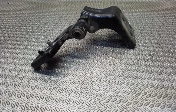 Peugeot Partner Front door upper hinge