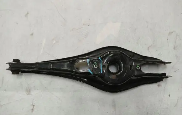 Volkswagen Tiguan Rear suspension control arm 5QN505353