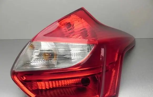 Ford Focus Rear/tail lights BM5113404AK A670