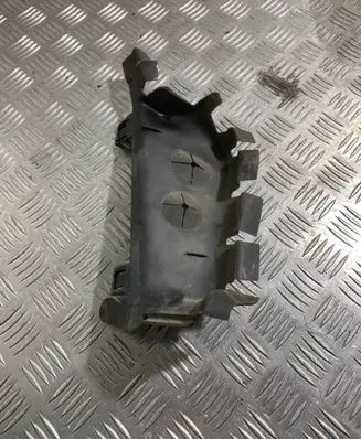Audi Q7 4M Intercooler air guide/duct channel 4M0121283CB