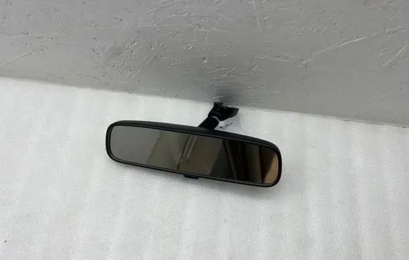 Nissan Leaf II (ZE1) Rear view mirror (interior)