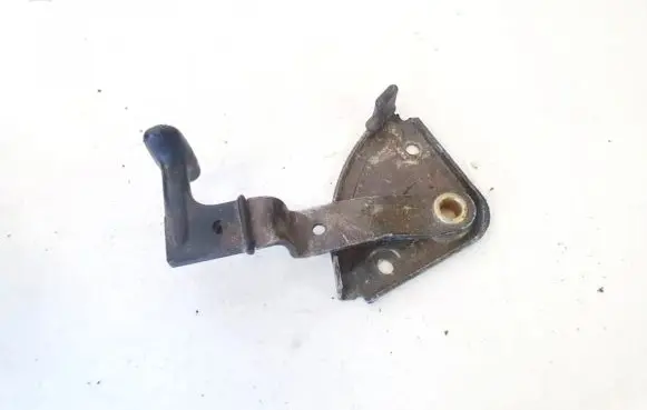 Volkswagen PASSAT B4 Engine bonnet (hood) release handle
